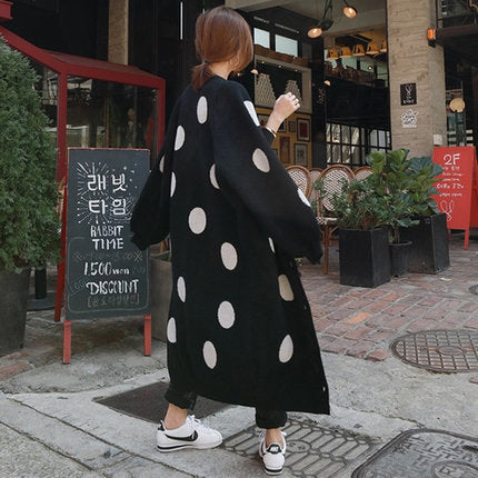 Women's Long Oversized Knit Coat with Large Polka Dot Pattern, Balloon Sleeves and Open Front Mune Fashion