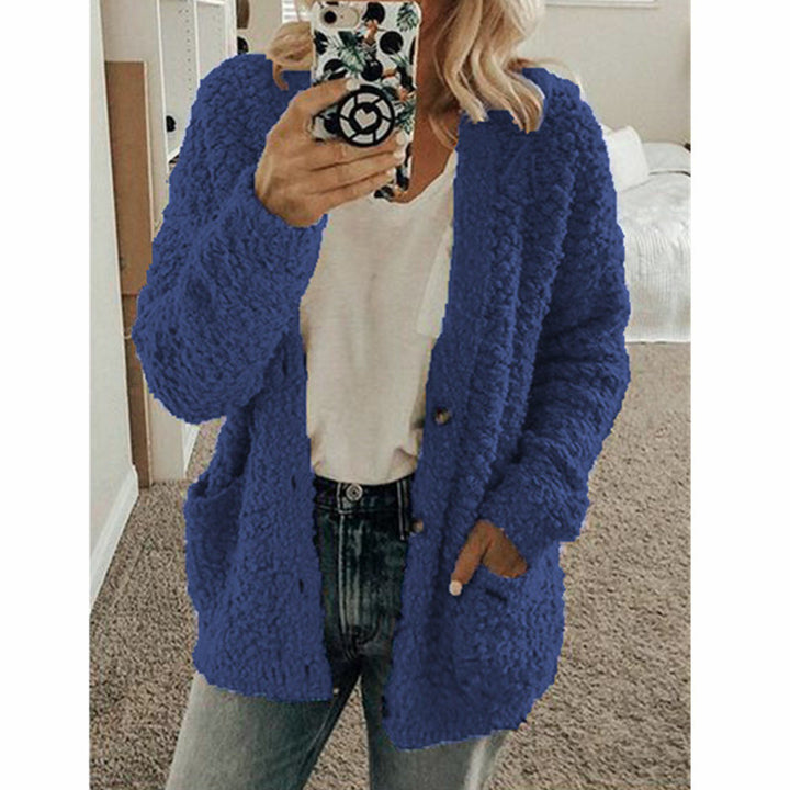 Women’s cropped teddy fleece cardigan with subtle button placket and patch pockets Mune Fashion