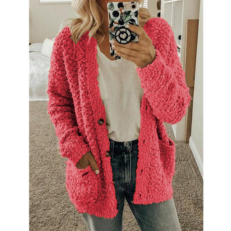 Women’s cropped teddy fleece cardigan with subtle button placket and patch pockets Mune Fashion