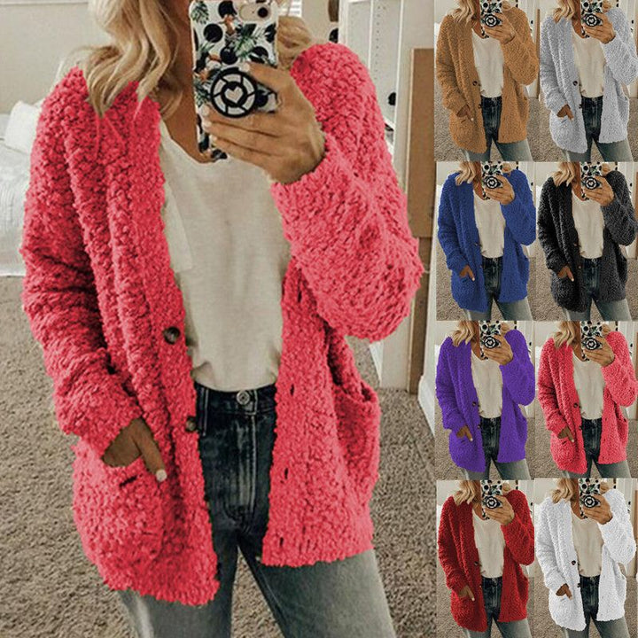 Women’s cropped teddy fleece cardigan with subtle button placket and patch pockets Mune Fashion
