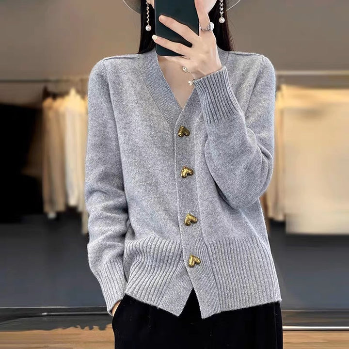 Women's cardigan with V-neck and heart buttons