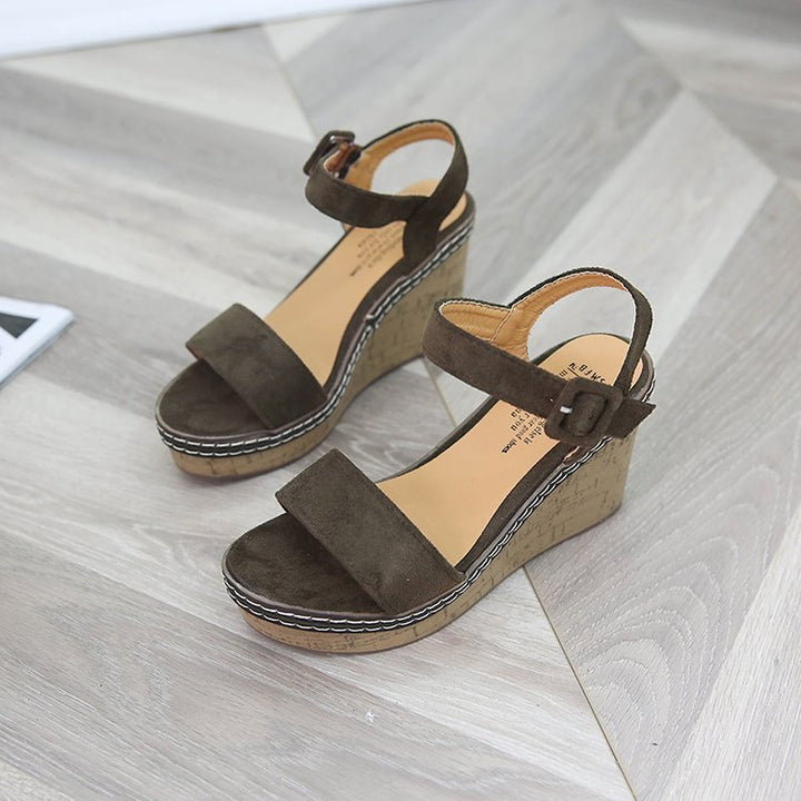 Ladies' wedge sandals with cork platform, adjustable buckle strap, and crossed suede straps Mune Fashion