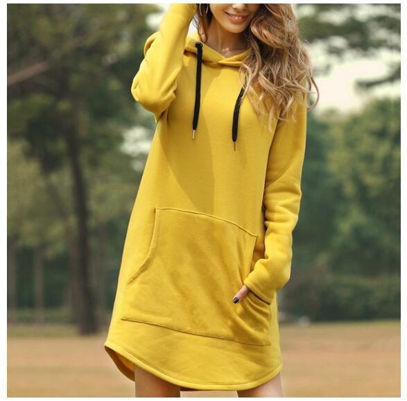 Women's hooded dress made of sweat fabric, oversized cut with kangaroo pocket Mune Fashion