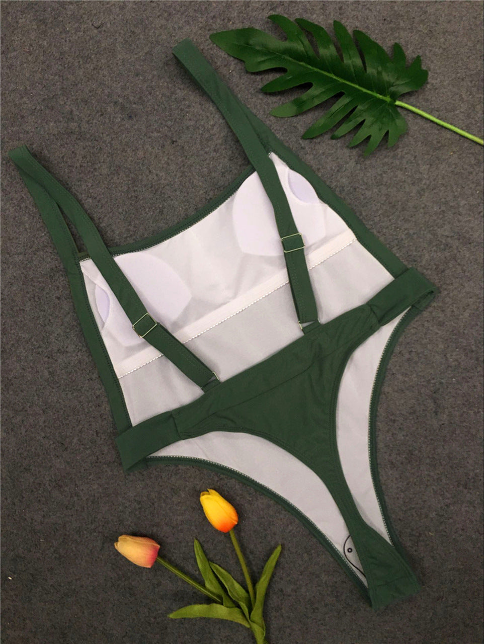 Women’s leisure swimsuit with adjustable straps Mune Fashion