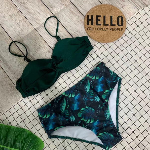 Ladies bikini with floral design and adjustable straps Mune Fashion