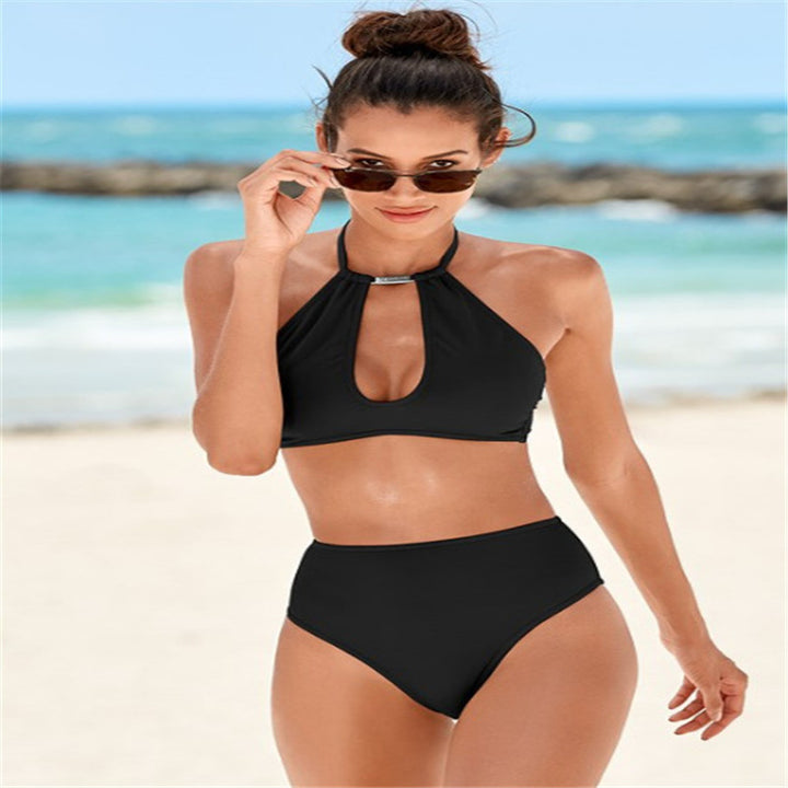 Women's High-Cut Bikini with Elegant Halter Design Mune Fashion