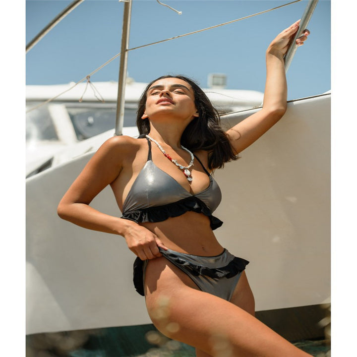 Ladies Refined Triangle Bikini Set with Ruffles Mune Fashion