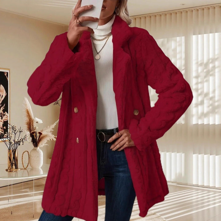 Women's coat with lapel collar and double button placket