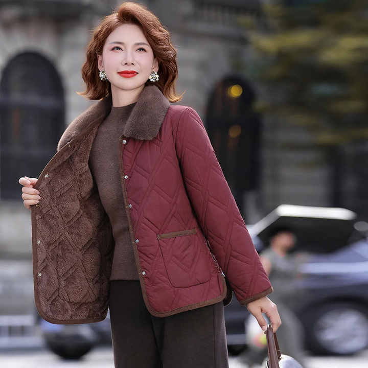 Ladies winter jacket with faux fur collar and lining