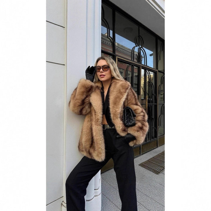 Warm and loose faux fur jacket for Women