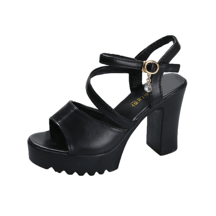 Ladies' nano platform sandal with drop pendant, wide block heel, and jagged profile sole Mune Fashion