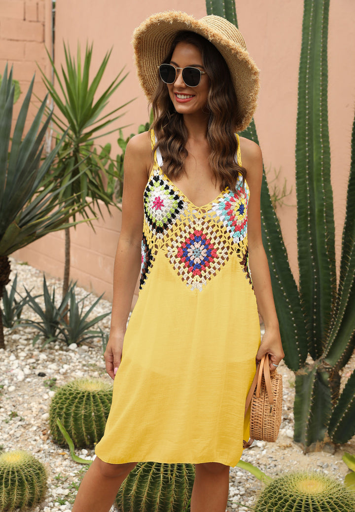 Ladies airy crochet dress with colorful appliqués Mune Fashion