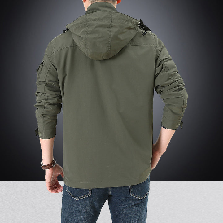 Men's multifunctional utility field jacket with numerous flap and zippered pockets as well as D-ring Mune Fashion