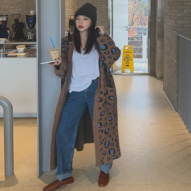 Women Longer Fluffy Knitted Cardigan with Leopard Print and Open Oversized Cut Mune Fashion