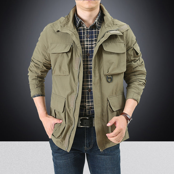 Men's multifunctional utility field jacket with numerous flap and zippered pockets as well as D-ring Mune Fashion