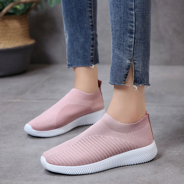Unisex nan light knitted Slip-On sneakers with elastic entry and ergonomic insole Mune Fashion