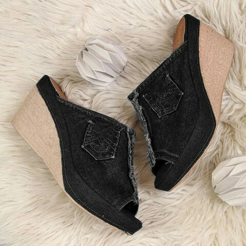Women nan jeans slide with open toe, frayed hem and rope wedge heel Mune Fashion