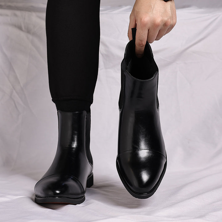 Elegant men's Chelsea boots, pointed