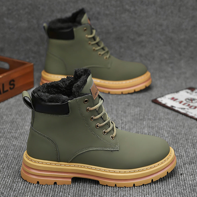 Padded men's winter boots, mid-high shaft, warm