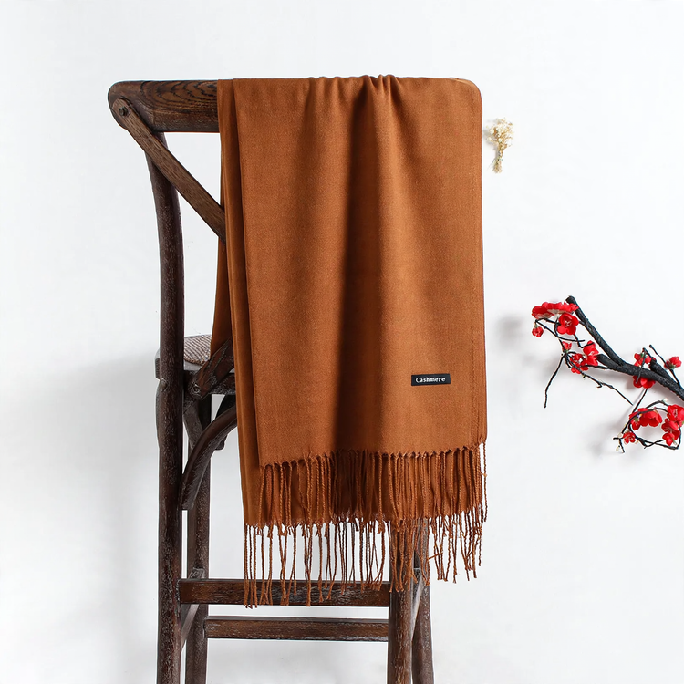 Solid color scarf made of cashmere imitation