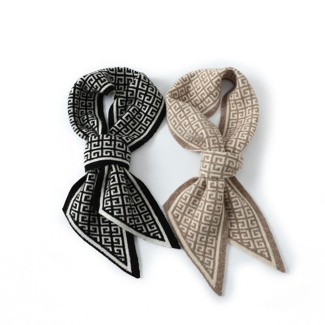 Women's knit scarf made of 100% merino wool, 14x140 cm