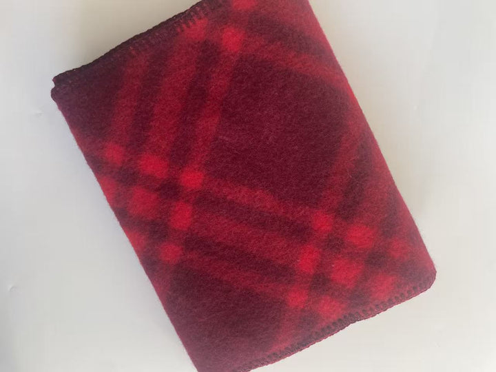 Thick checkered wool scarf, 30x182cm