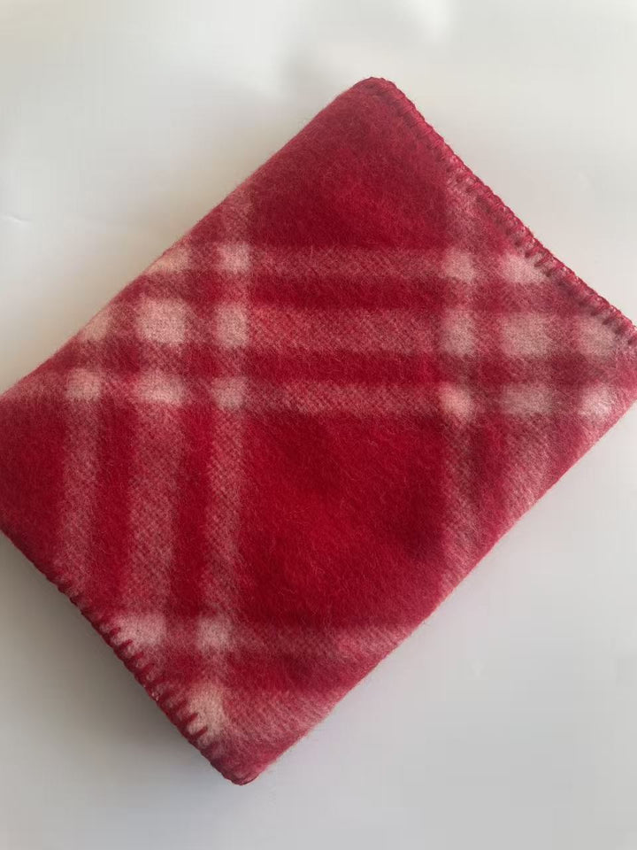 Thick checkered wool scarf, 30x182cm