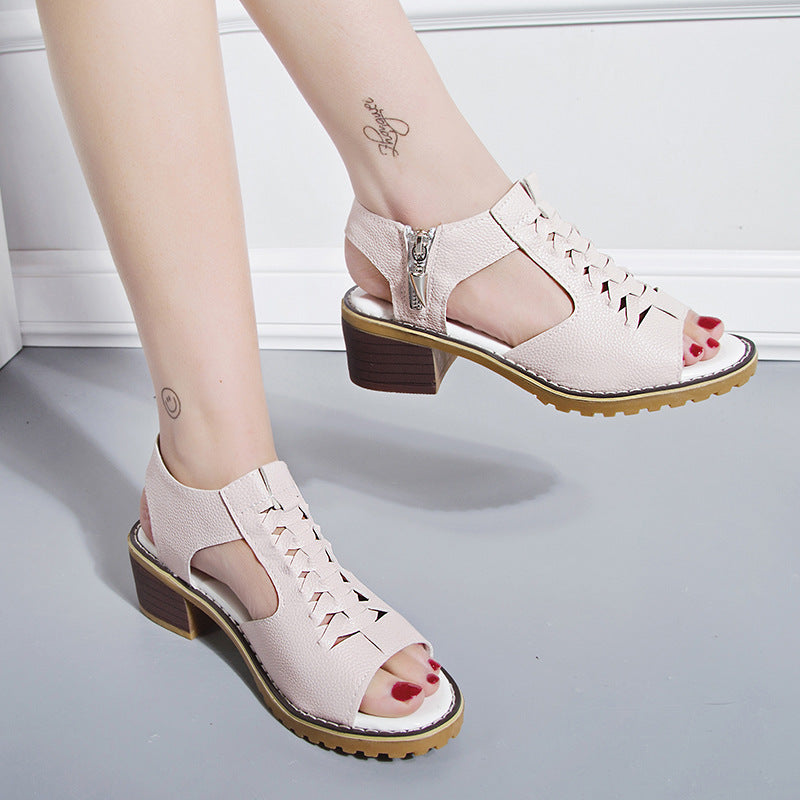 Ladies nan sandals in leather look with laced front, zipper on the heel strap, and profiled block sole Mune Fashion