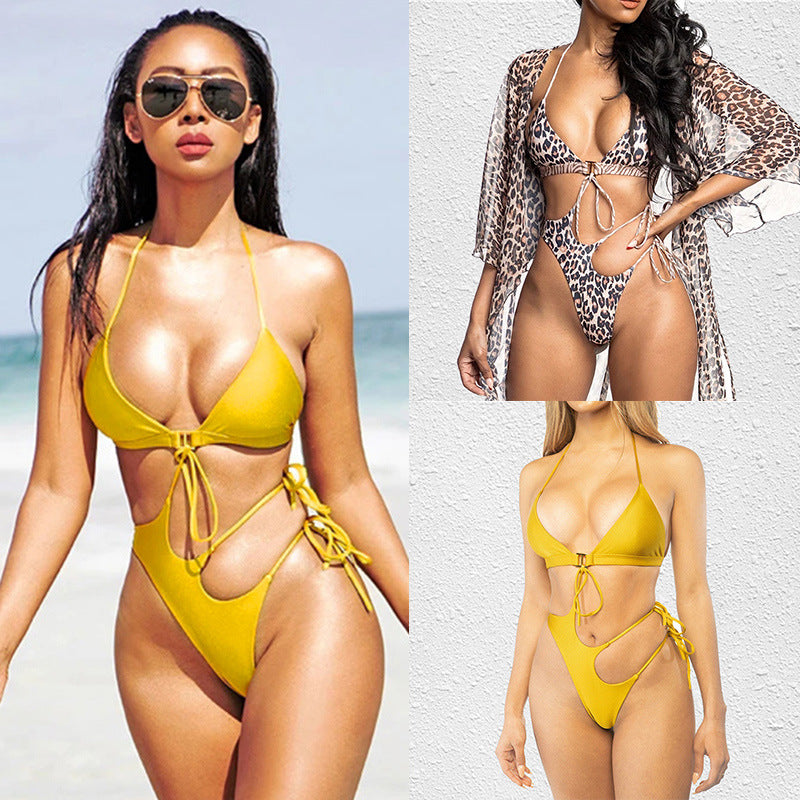 Women's triangle bikini with trendy cut-out and sophisticated tying system Mune Fashion