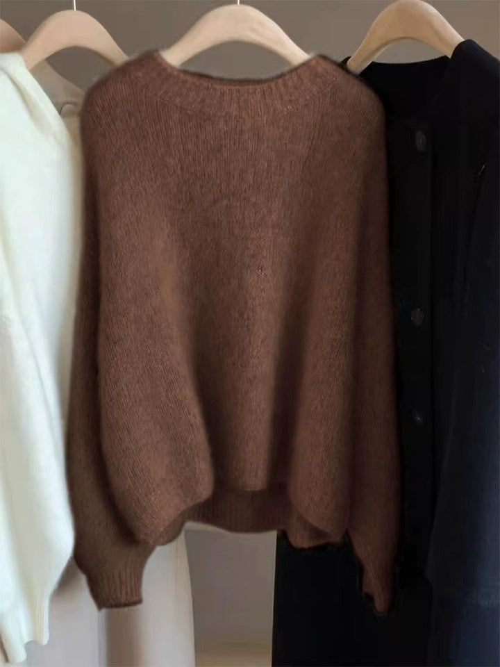 Women's cashmere sweater, short and loose