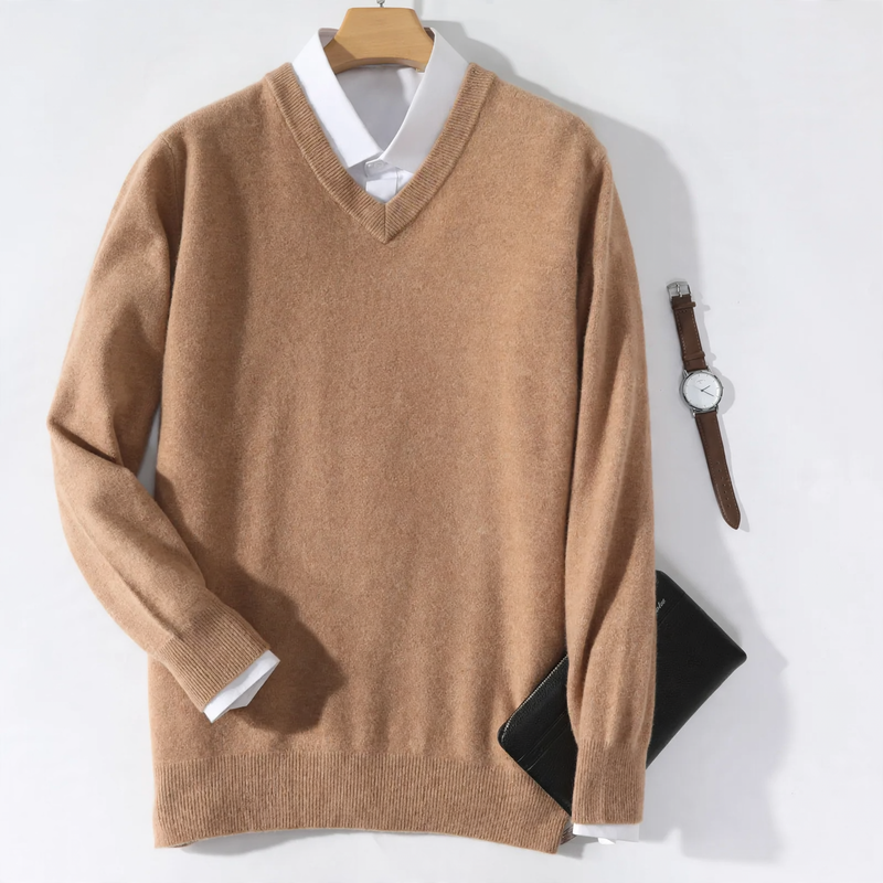 Men's wool pullover with V-neck