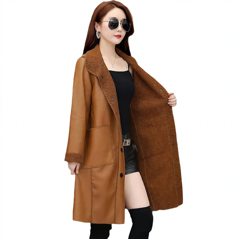 Teddy coat in medium length, casual style