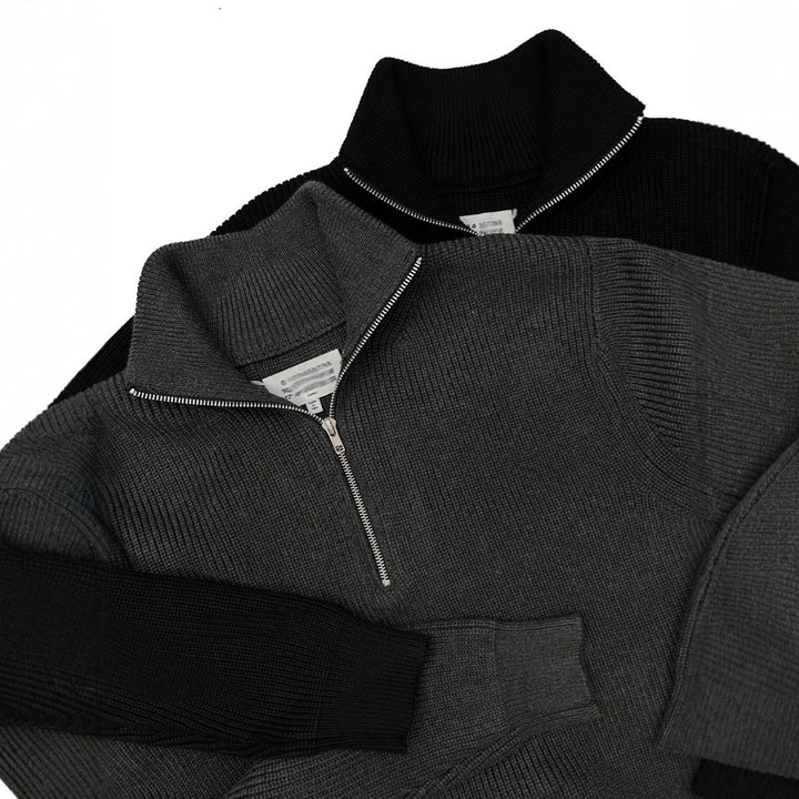 Unisex knitted sweater with zipper and stand-up collar