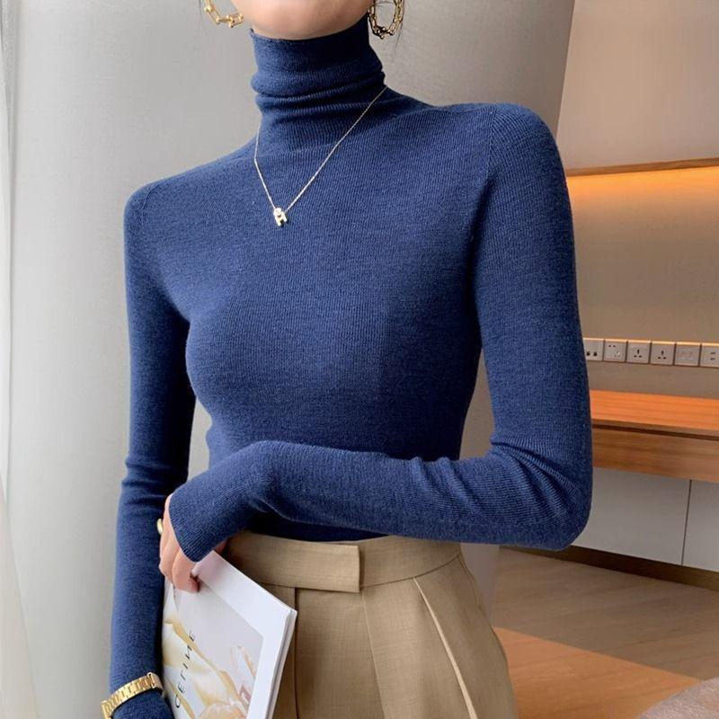 Women's knitted sweater, roll neck, body-hugging