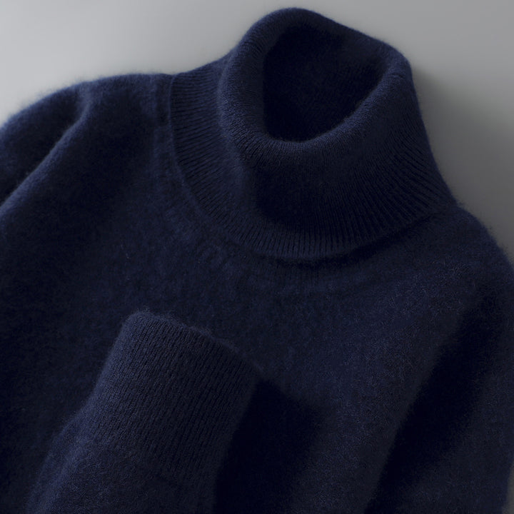 Men's turtleneck sweater made of pure wool