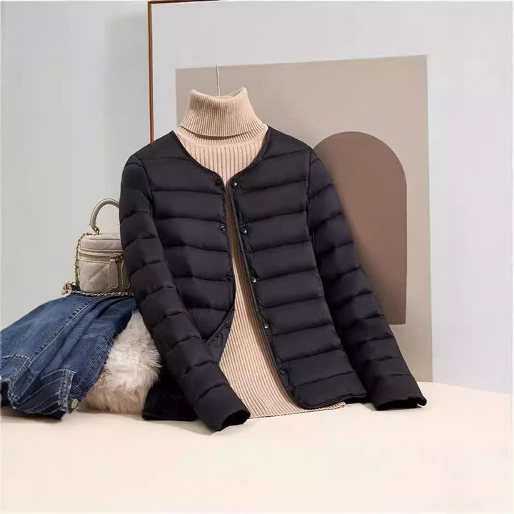 Light, padded women's quilted jacket