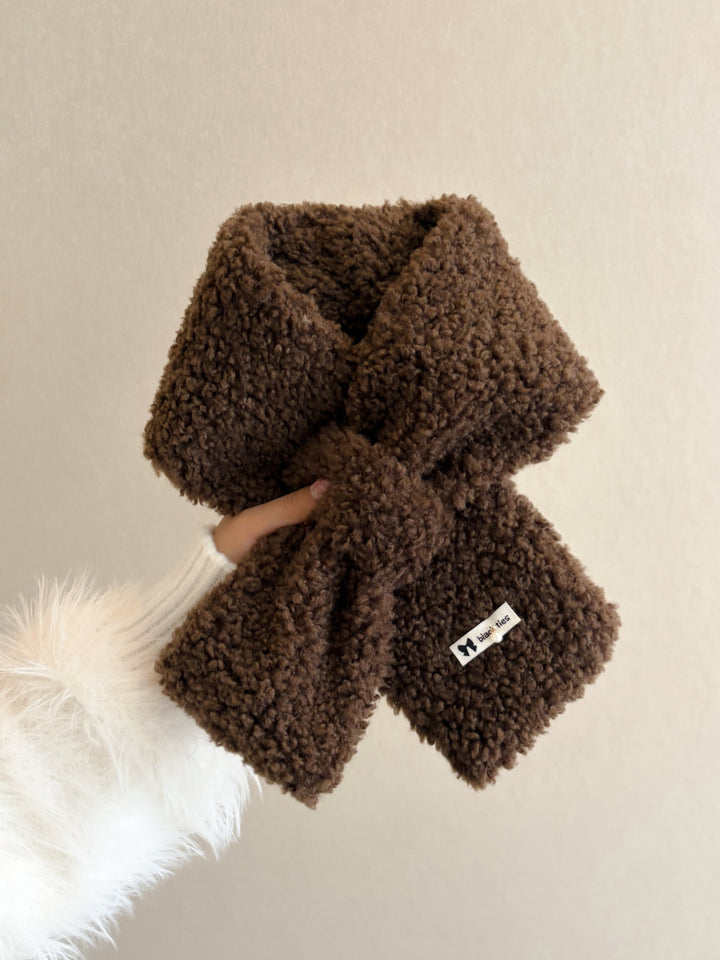 Thick lamb fleece scarf, 85x12 cm