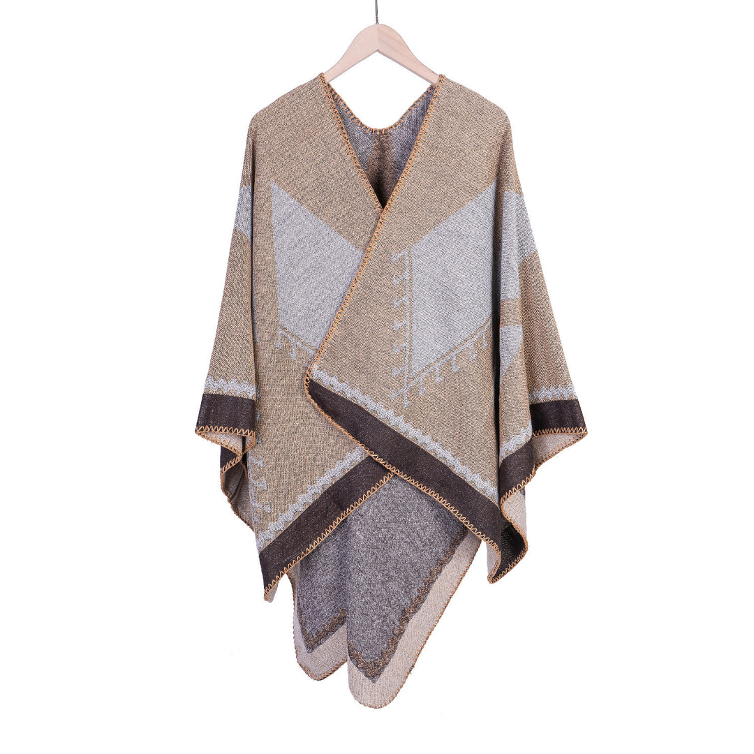 Women's Oversized Ruana in Ethno-Jacquard with V-Neck Mune Fashion
