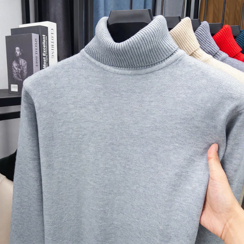 Men's turtleneck sweater made of pure wool