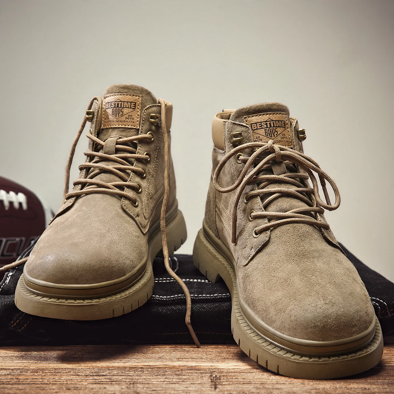 Robuste Lederstiefel, gefüttert, verschiedene Größen