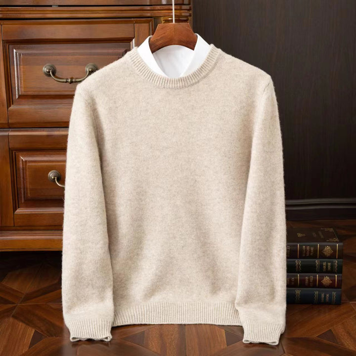 Classic, thick men's wool sweater