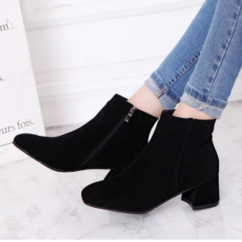 Mune | Modern Wild Ankle Boots with Comfortable Heel Women's Ankle Boots