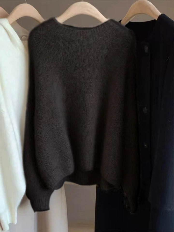 Women's cashmere sweater, short and loose