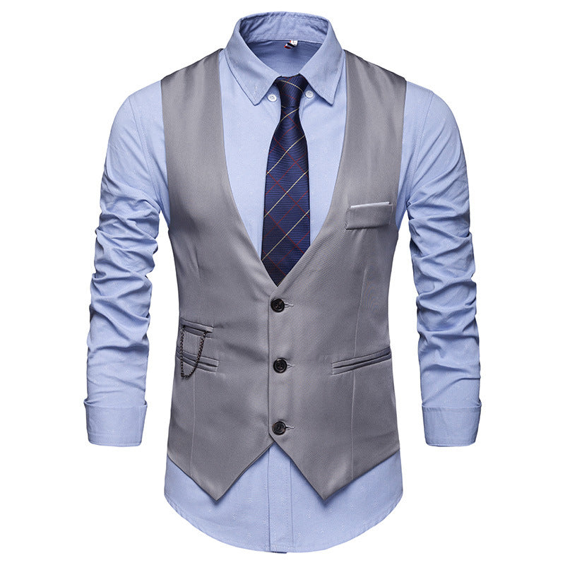 Men's tailored suit waistcoat with V-neck, chain detail and breast pocket Mune Fashion