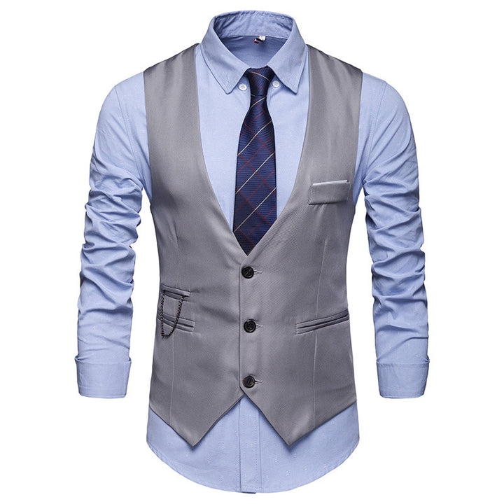 Men's tailored suit waistcoat with V-neck, chain detail and breast pocket Mune Fashion