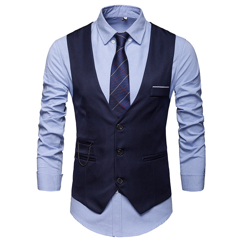 Men's tailored suit waistcoat with V-neck, chain detail and breast pocket Mune Fashion