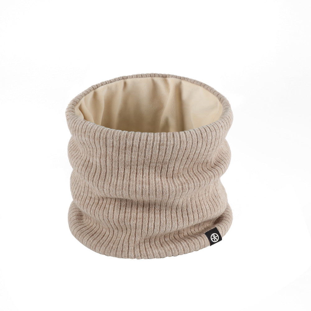 Knitted tubular scarf, lined