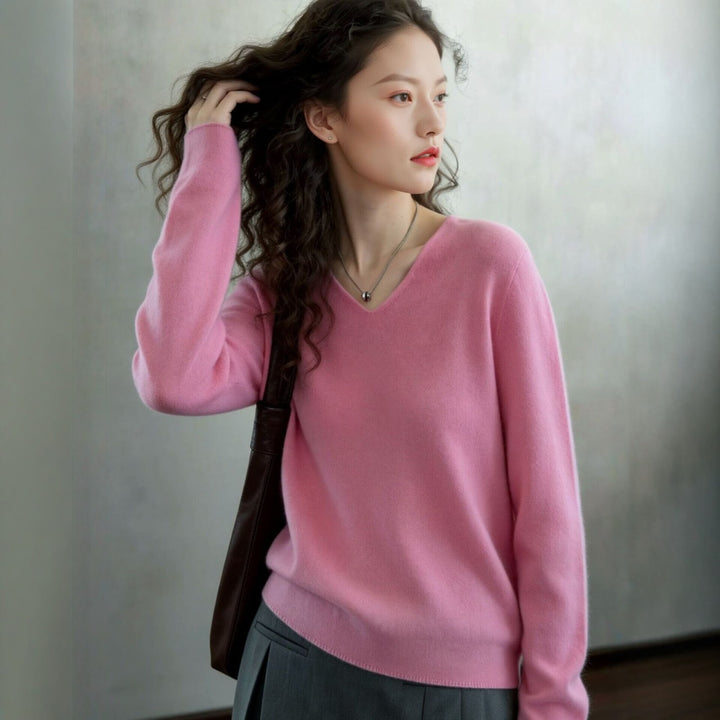 Women's wool sweater, V-neck, loose fit