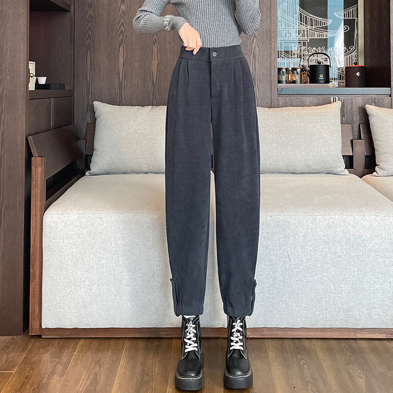 Women's leisure pants made of chenille, lined