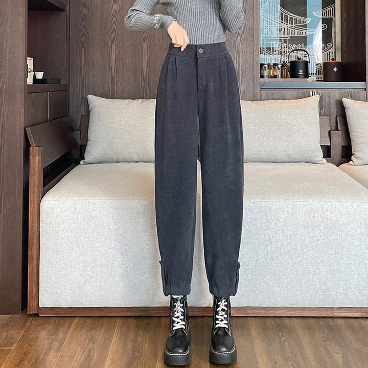 Women's leisure pants made of chenille, lined
